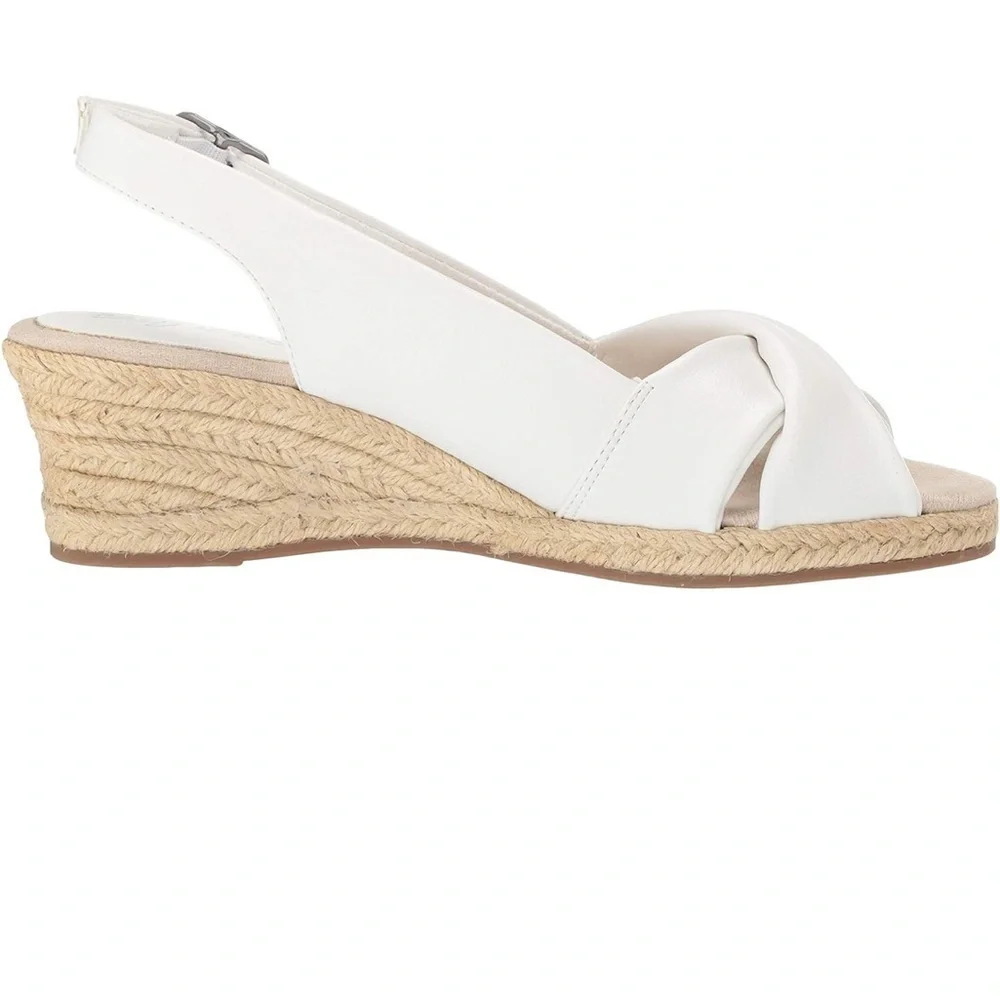 Easy Street Maureen White Faux Leather Open Toe Espadrille Wedge Sandal 8 Wide